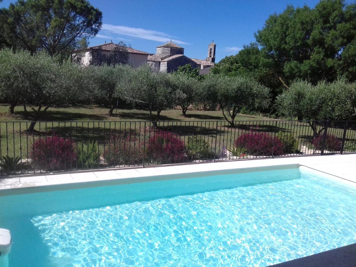 La Clastre Location D'Un Studio Avec Piscine Et Clim Pres D'Uzes Bourdic Eksteriør bilde